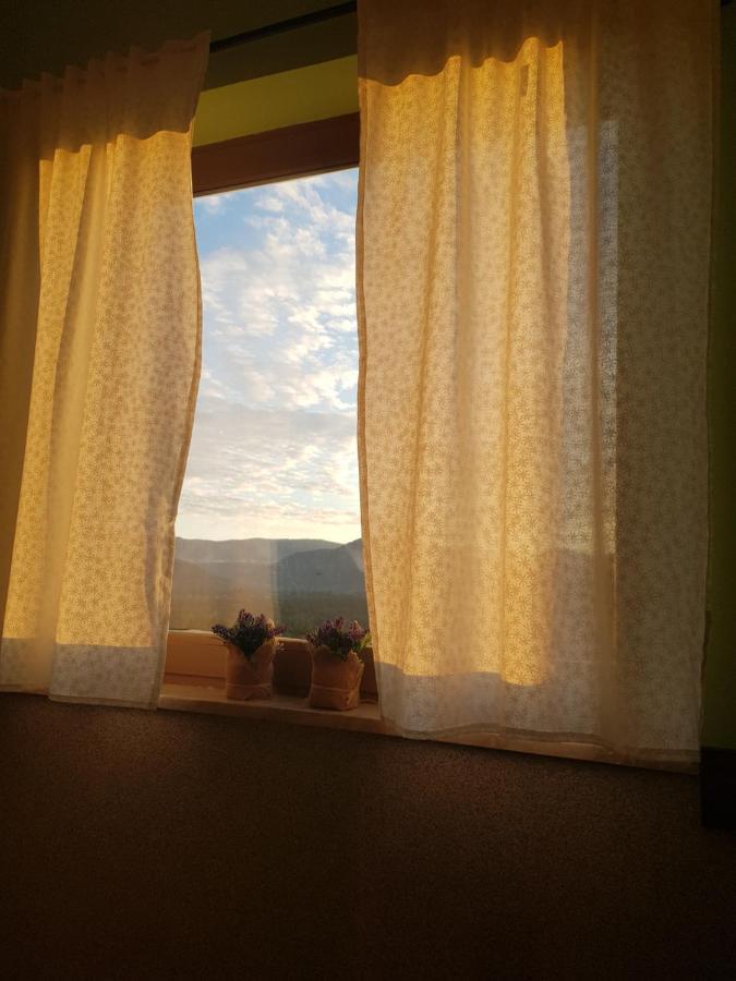 Accommodation "Old Town Dreznik" ราโควิซา ภายนอก รูปภาพ