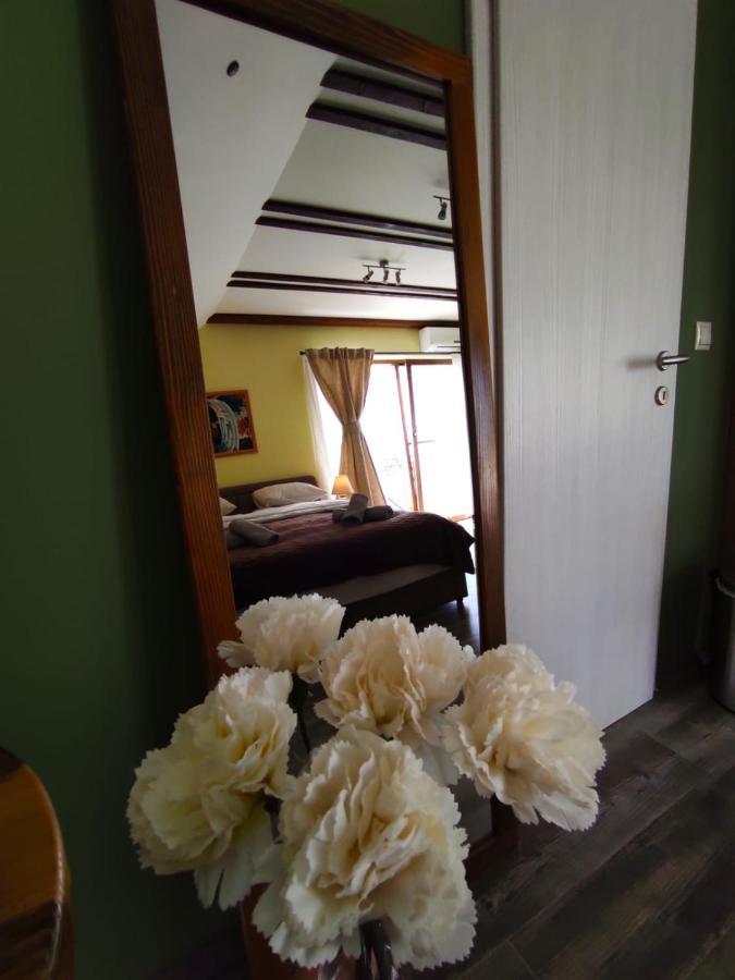 Accommodation "Old Town Dreznik" ราโควิซา ภายนอก รูปภาพ