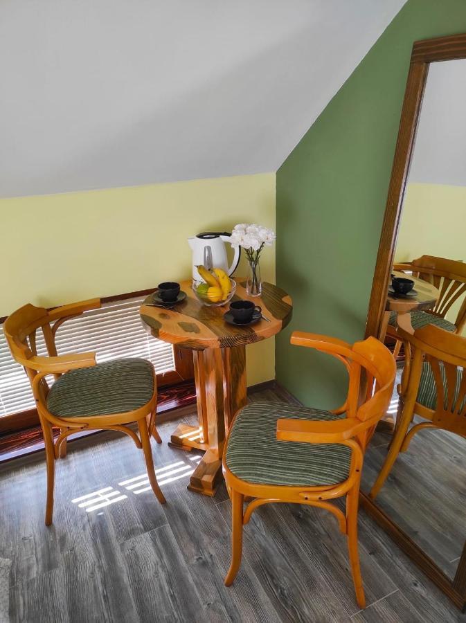 Accommodation "Old Town Dreznik" ราโควิซา ภายนอก รูปภาพ