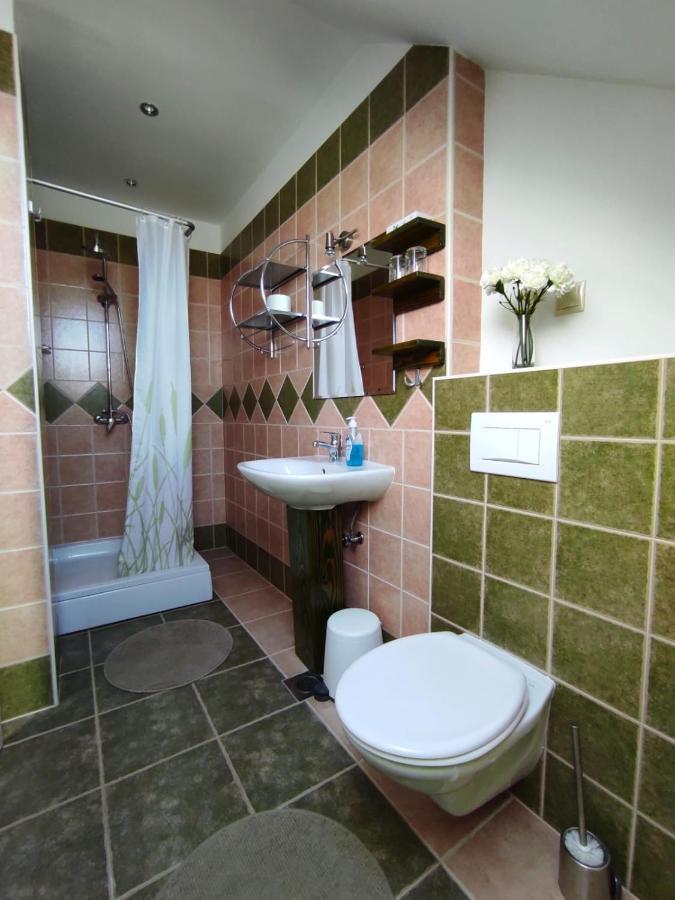 Accommodation "Old Town Dreznik" ราโควิซา ภายนอก รูปภาพ
